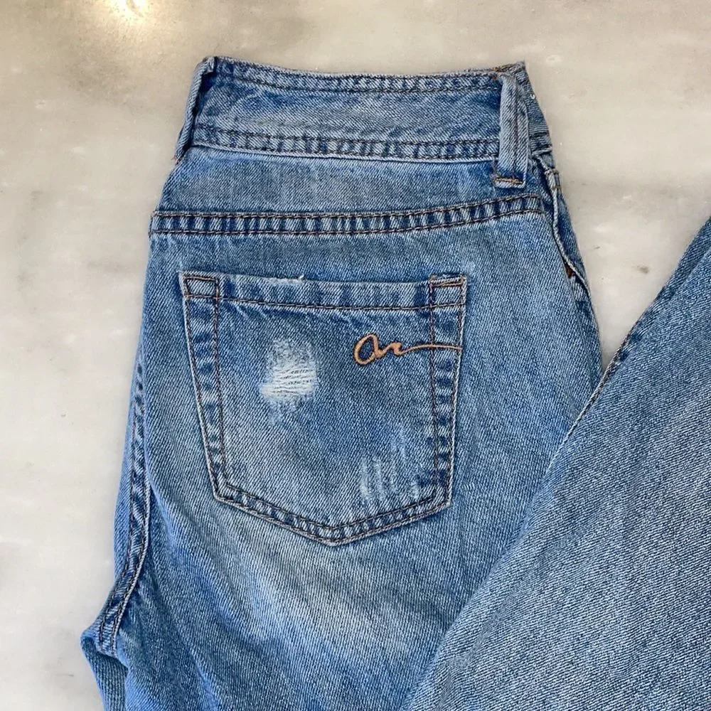 Avenue Rag Jeans Soft Blue Denim Straight Leg Loose Fit Destructed Jeans